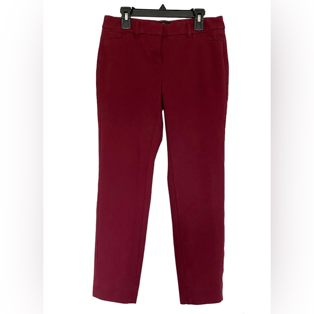 WHBM The Slim Ankle dress pants. Red size 0. Excellent condition.